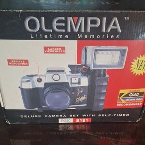 Black Camera Set with Self-Timer